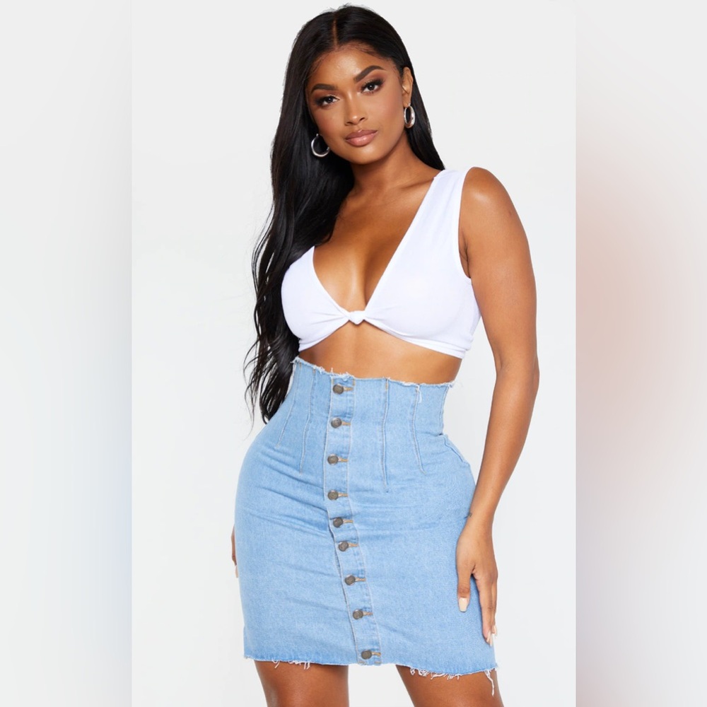 PRETTY LITTLE THING Shape Light Blue Button Front Seam Detail Denim Skirt